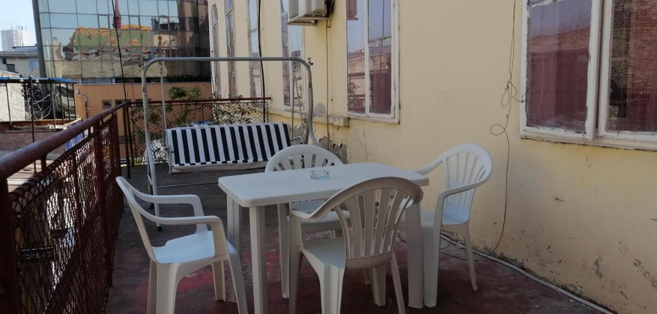 נובי סאד Filinhome Zmaj Jovina Suite מראה חיצוני תמונה